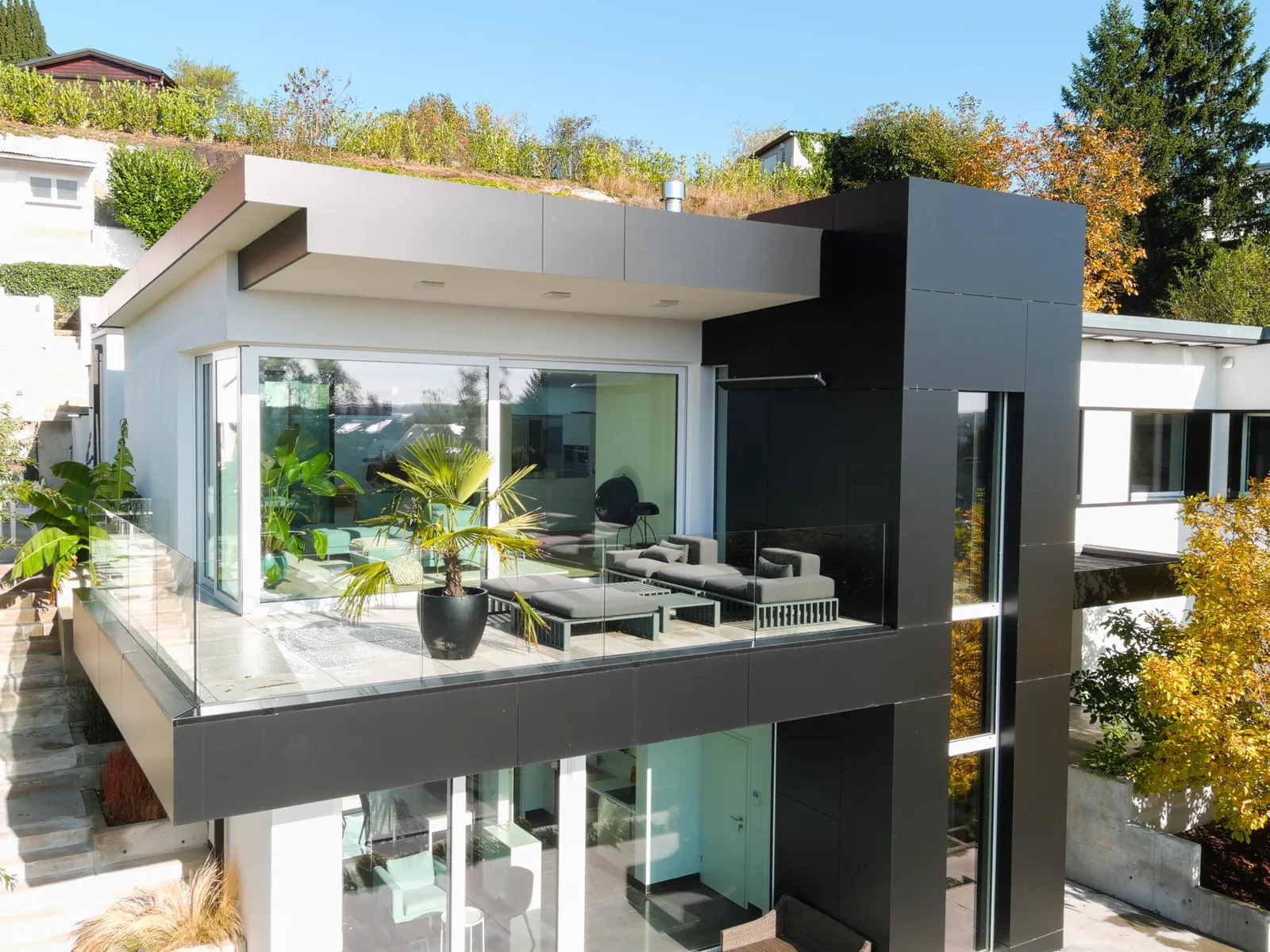 Cam balkon sistemi